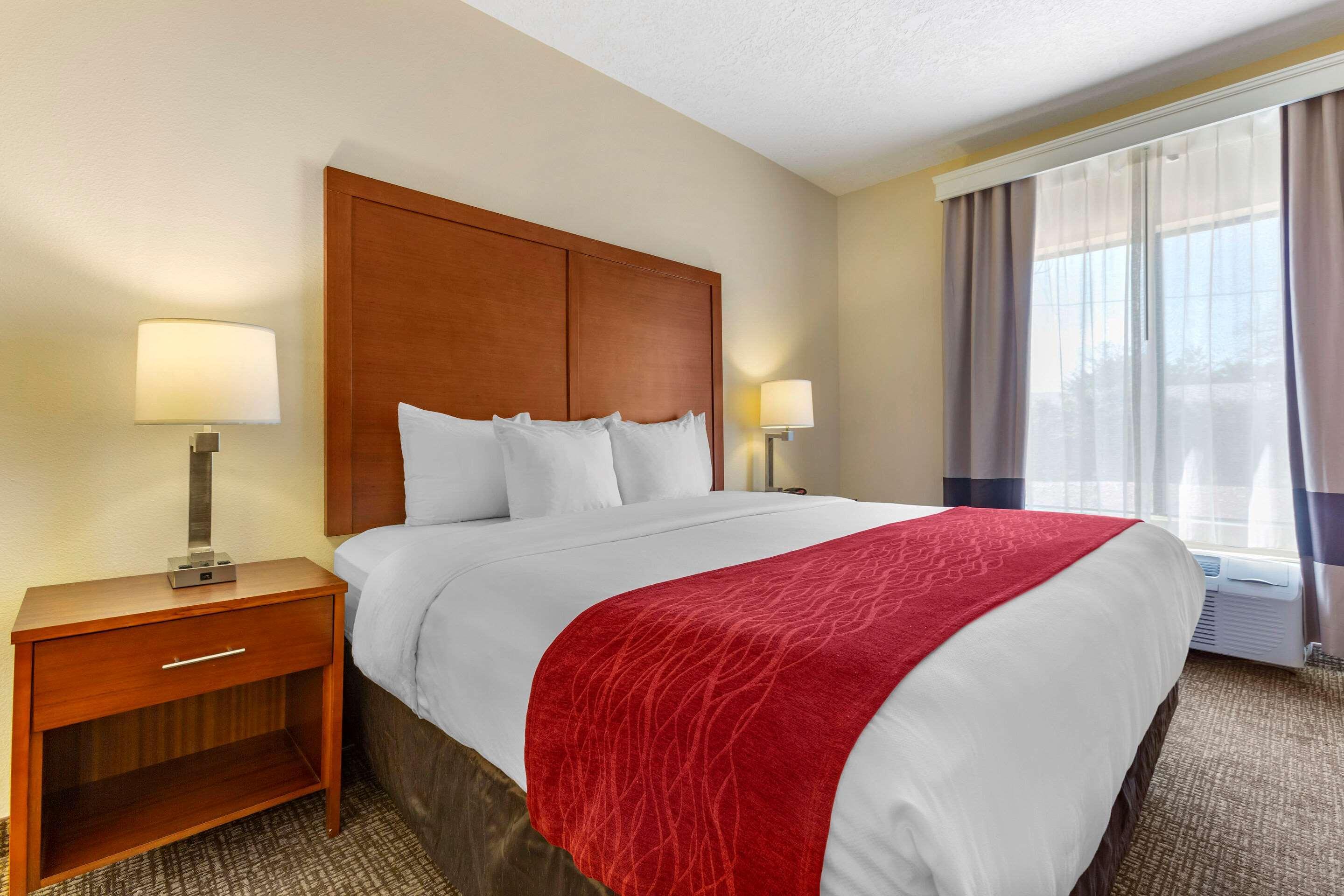 Hotel Comfort &