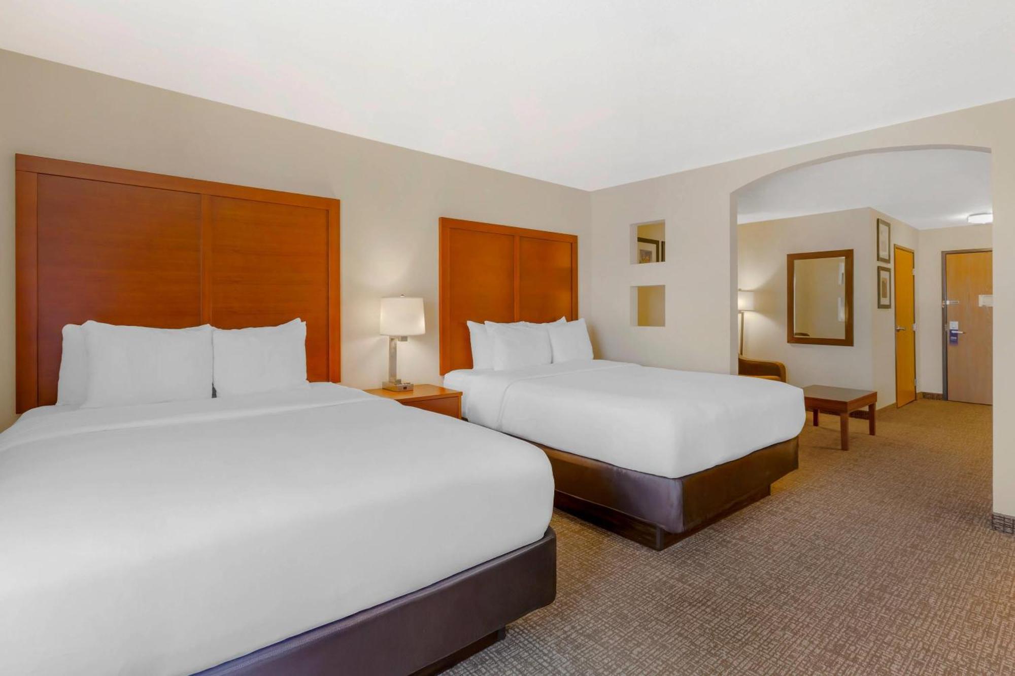 Hotel Comfort & 3*