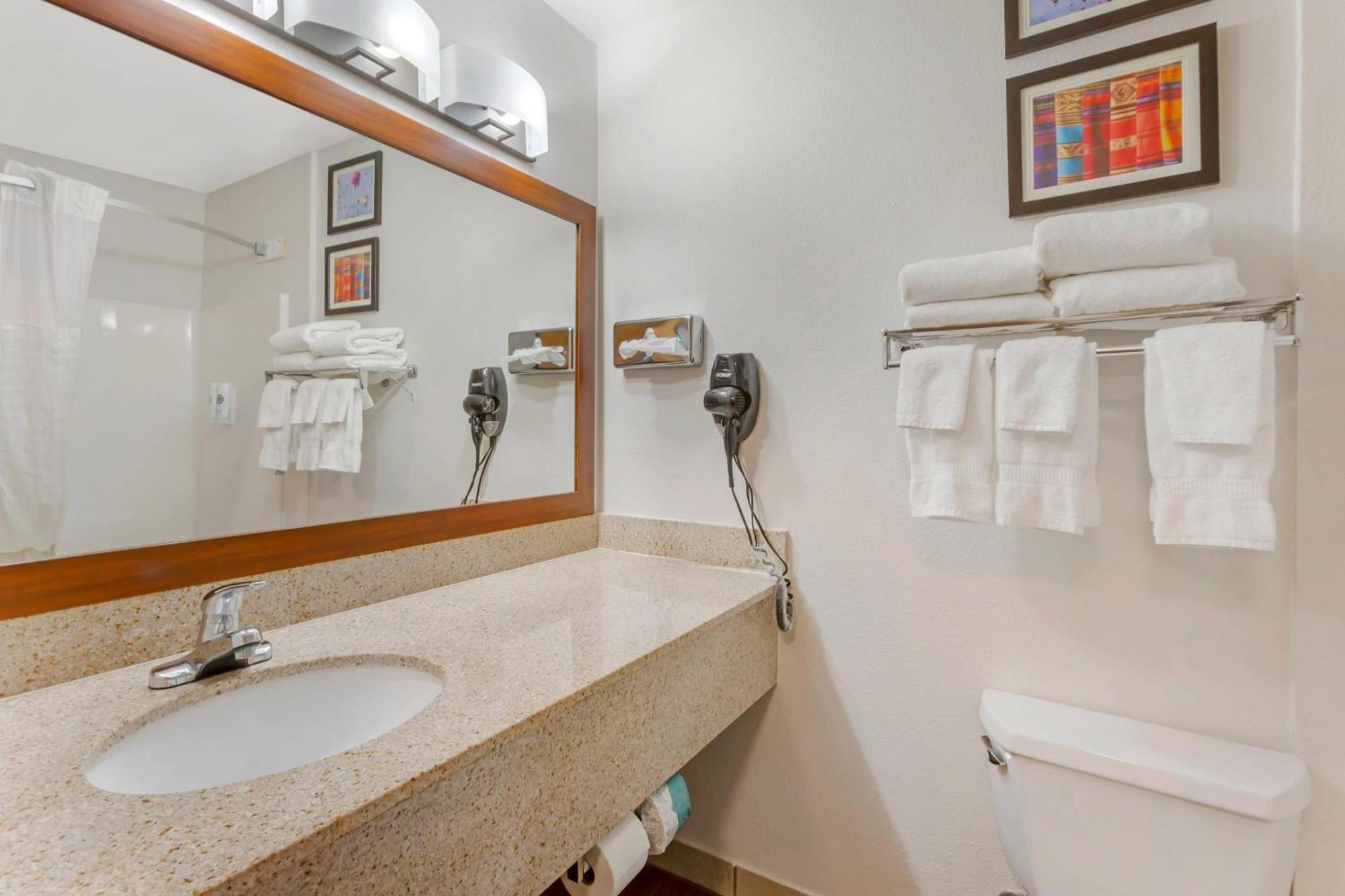 Hotel Comfort & Socorro
